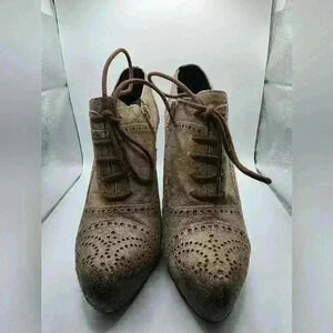 Fergie Footwear Gatsby Stone Hight Heels Size 7